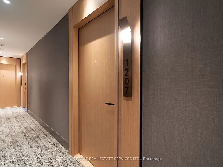 60 Central Park Dr #1207 — Photo 6