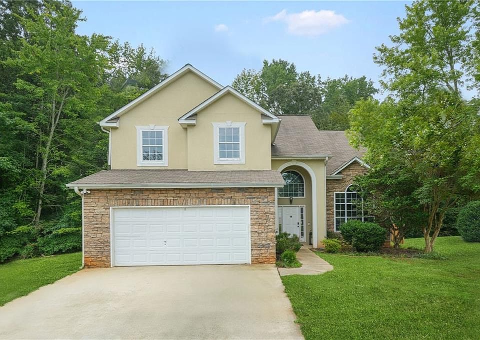 1st image of 160 Windy Cir