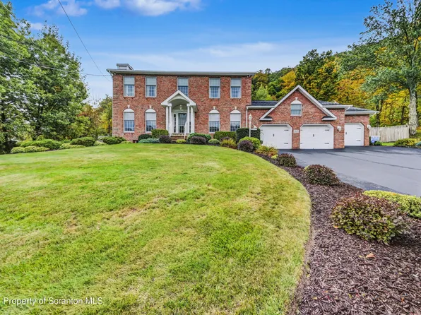 317 Bailey St, Clarks Summit, PA 18411