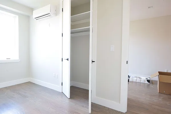 Rented by null | media 8