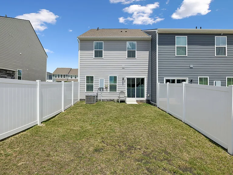 1021 Clendening Dr — Photo 31