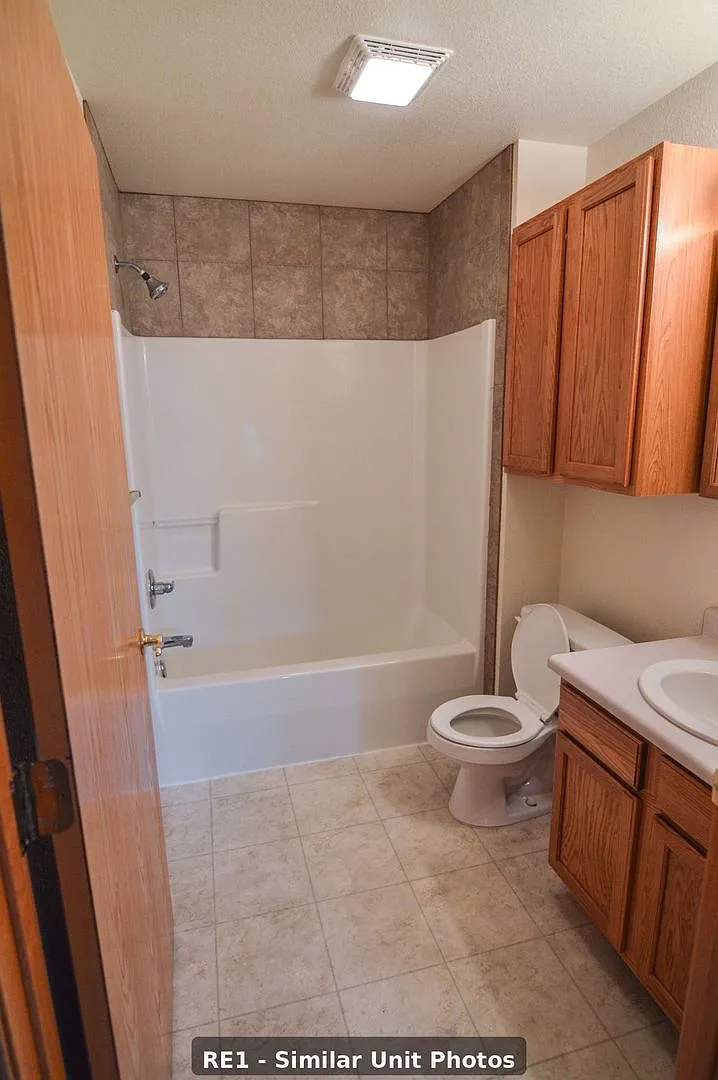 1527 Palmer Apt.#301-314 — Photo 4