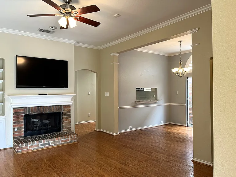 312 Moss Hill Rd — Photo 4