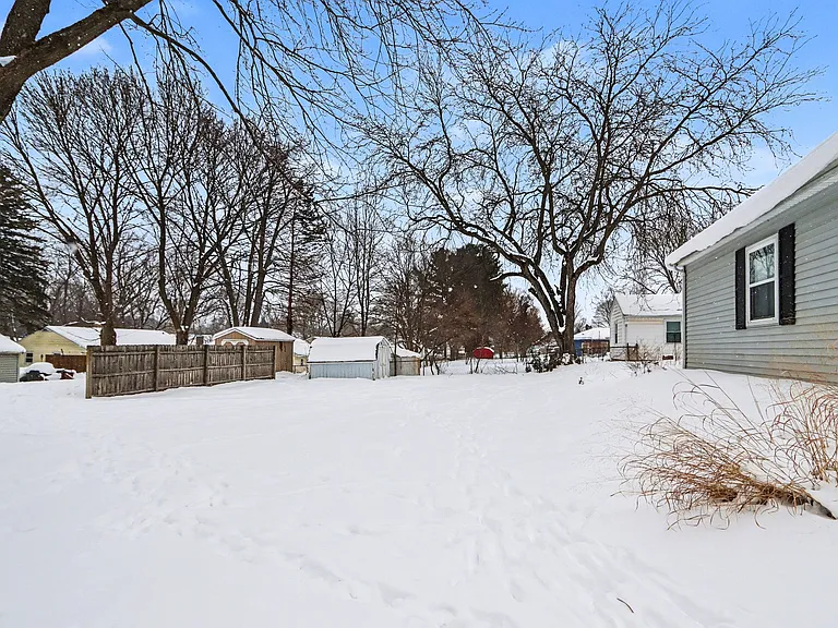 3728 Canterbury Ave — Photo 18