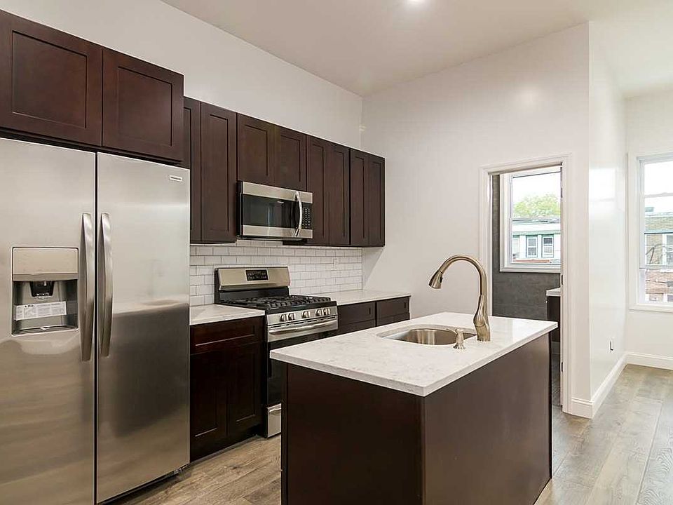 7220 66th Pl, Glendale, NY 11385 Zillow