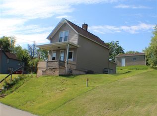 31 Pennsylvania Ave, California, PA 15419