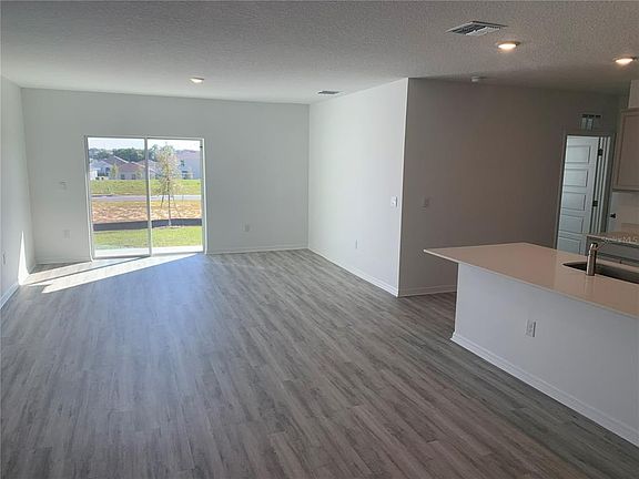 3rd image of 3425 Nettle Loop