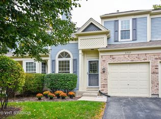 6367 Banburry Rd #6367, Downers Grove, IL 60516