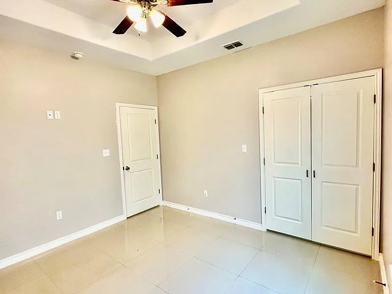 1022 Escondido Ln E #A — Photo 7