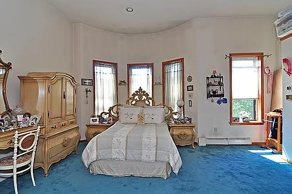 Sold by House-N-Key Realty | media 8