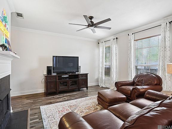 3rd image of 4464 Highland Rd APT 801