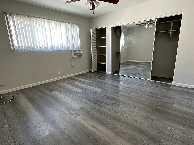 4521 Colfax Ave #212 — Photo 4