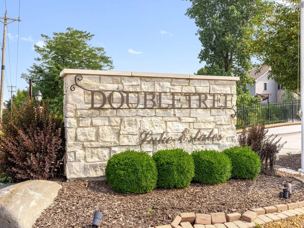 10805 Bridgewater Ct, Winfield, IN 46307