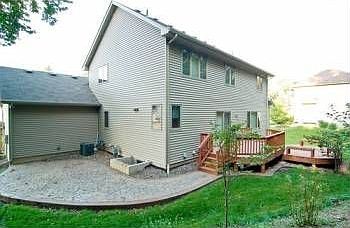 2nd image of 605 Knollwood Dr