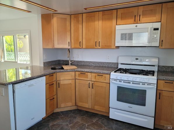2130 Redwood Hwy SPACE D2, Greenbrae, CA 94904