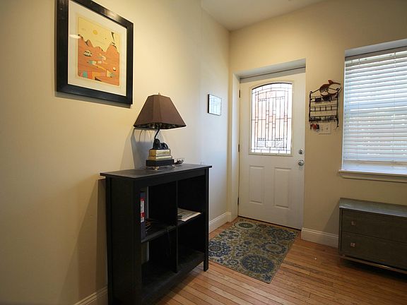 Entry Way b