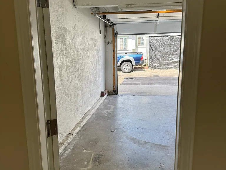 1319 Portola Ave #C — Photo 5