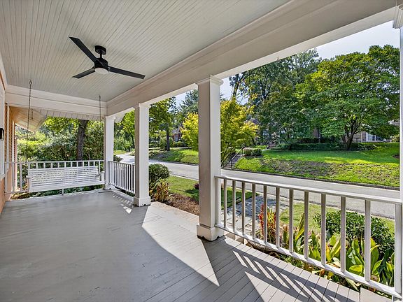 2nd image of 2225 Terrace Way