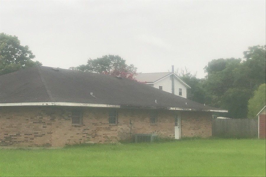 2nd image of 2146 Bushville Hwy