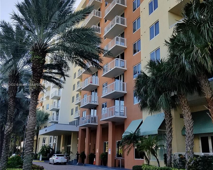 1st image of 18800 NE 29th Ave APT 311