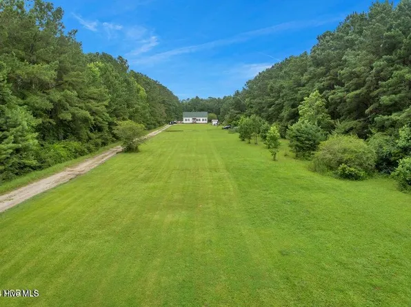 6598 Funston Road SE, Winnabow, NC 28479
