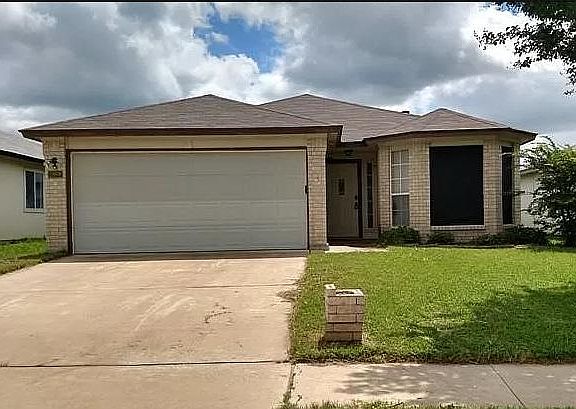 2nd image of 2808 Blackburn Dr