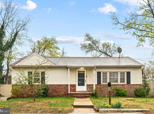 917 Davis St, Deptford, NJ 08096