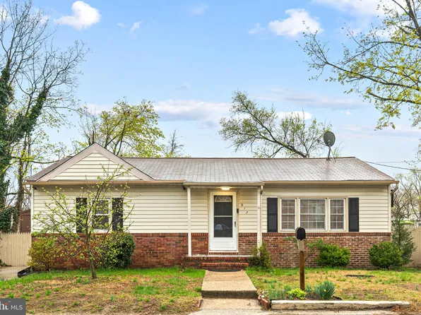917 Davis St, Deptford, NJ 08096