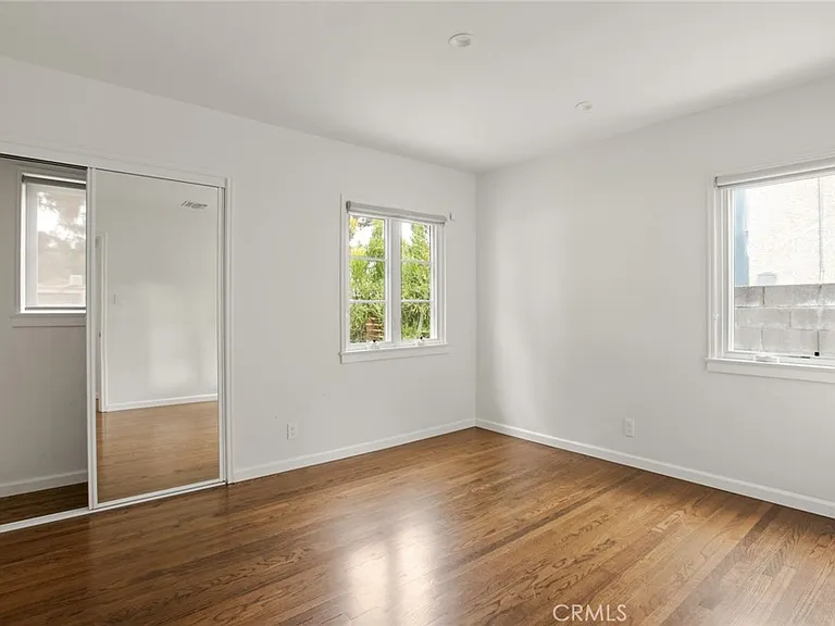 10215 Eldora Ave — Photo 21
