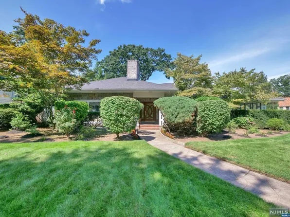 679-683 Maywood Ave, Maywood, NJ 07607