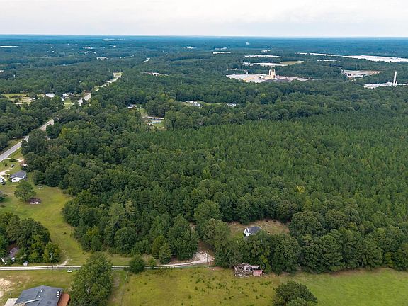 5th image of 1421 Fort Jackson Rd