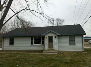3304 N Cowing Park Ln, Muncie, IN 47304
