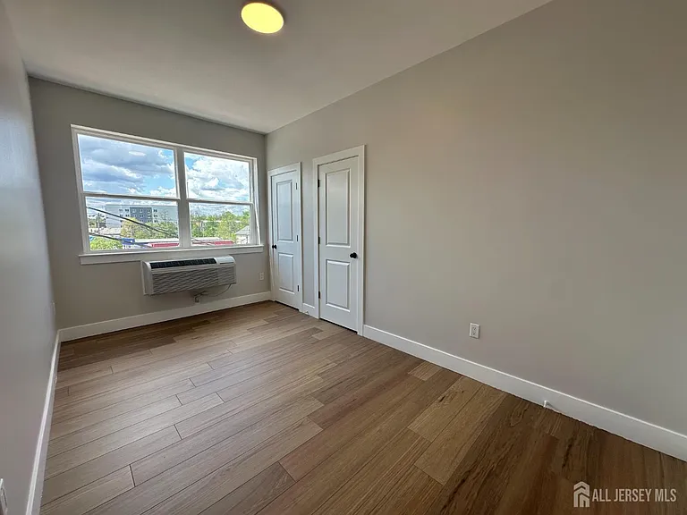 213 French St #7 — Photo 5