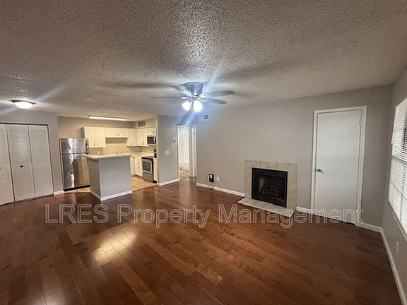5th image of 390 Lake Placid Ct Unit 202