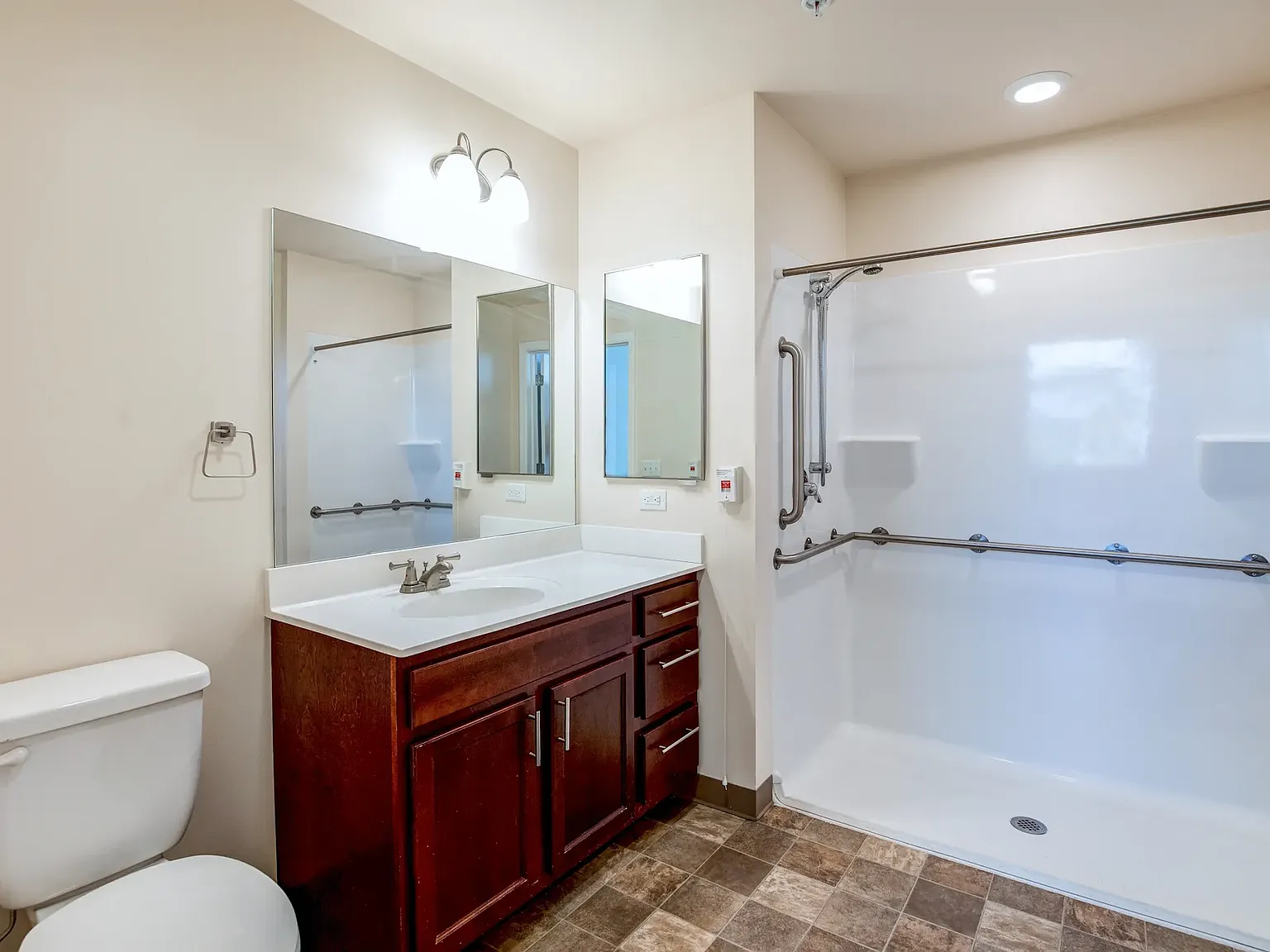 Mt. Nazareth Commons Apartments — Photo 4