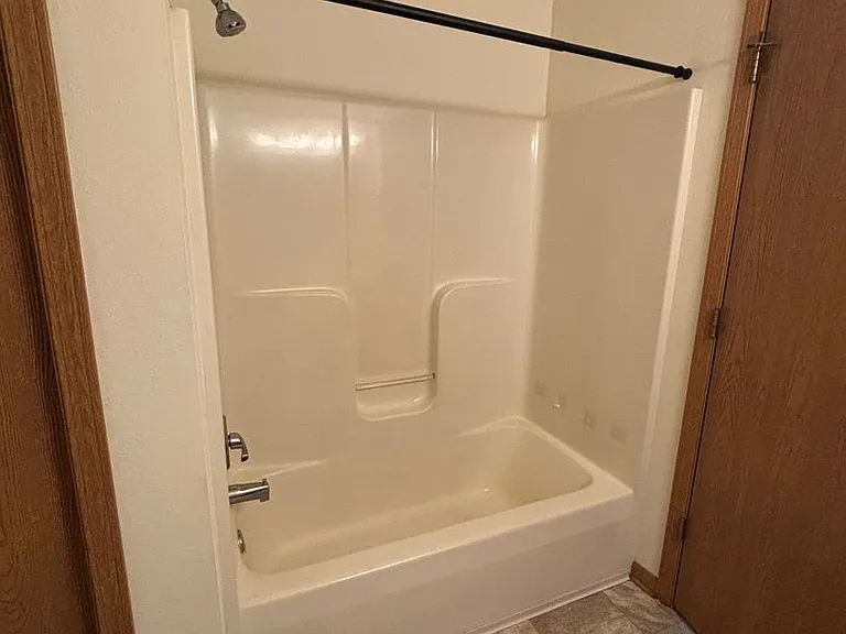 W1083 Lewis Ln — Photo 29