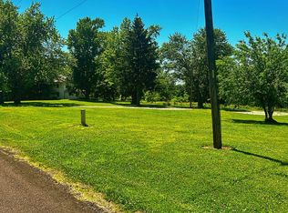 8511 NE Hurlingen Rd, Saint Joseph, MO 64507