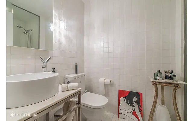 Sold by Douglas Elliman | media 12