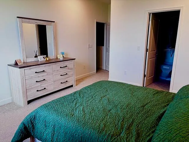 14043 SW Thorens Dr — Photo 8