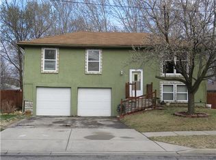 404 N Iowa St, Olathe, KS 66061