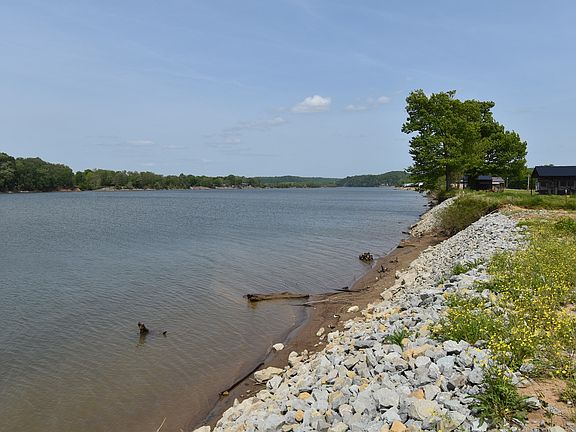 2nd image of 601 River Front Dr