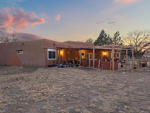3rd image of 3 Juanita Ln