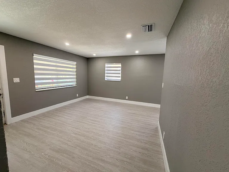 827 Franklin Rd — Photo 11