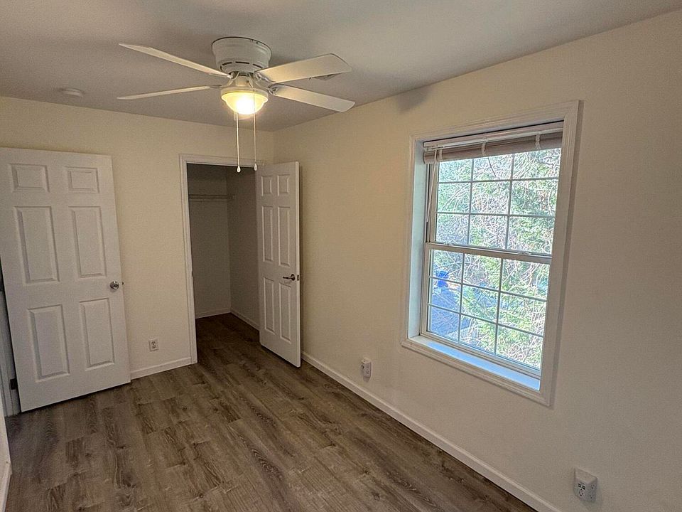 1st image of 522 Roosevelt Ave