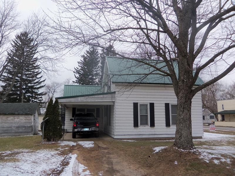 2nd image of 5888 Bruce St