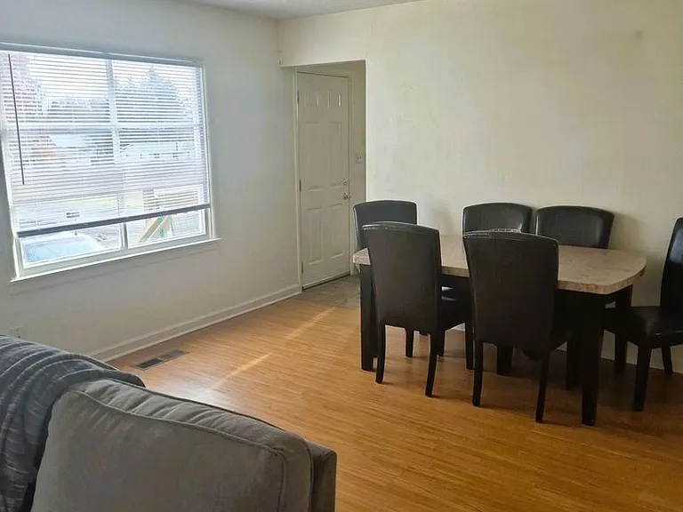 308 N Washington St — Photo 26