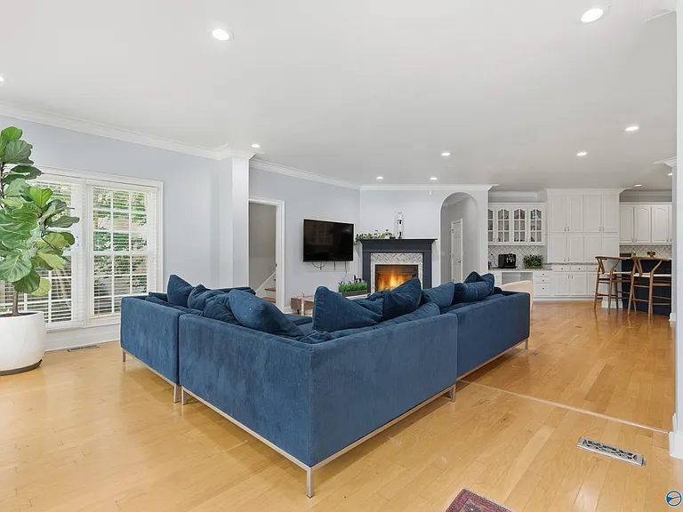 2704 Hampton Cove Way SE — Photo 31
