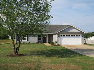 103 Wild Turkey Rd, Williamston, SC 29697