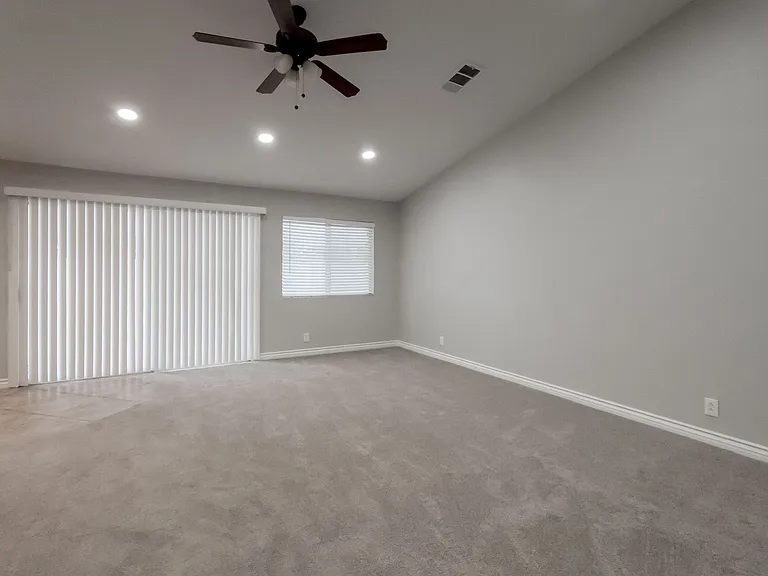 10024 Sail Landing Ct — Photo 30