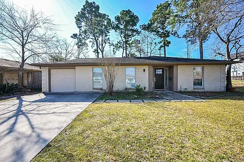 6555 Grovewood Ln Photo 1